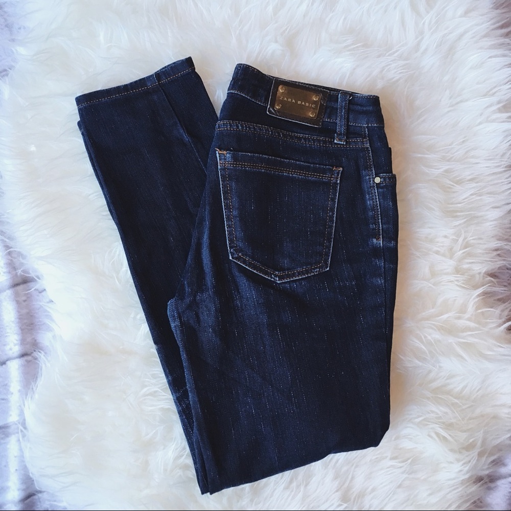 Zara Dark Wash Skinny Jeans